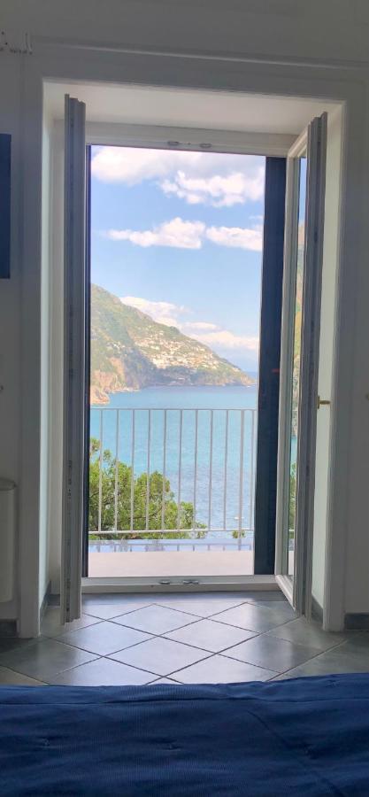 Queen View Apartment - No Kitchen Positano Eksteriør billede